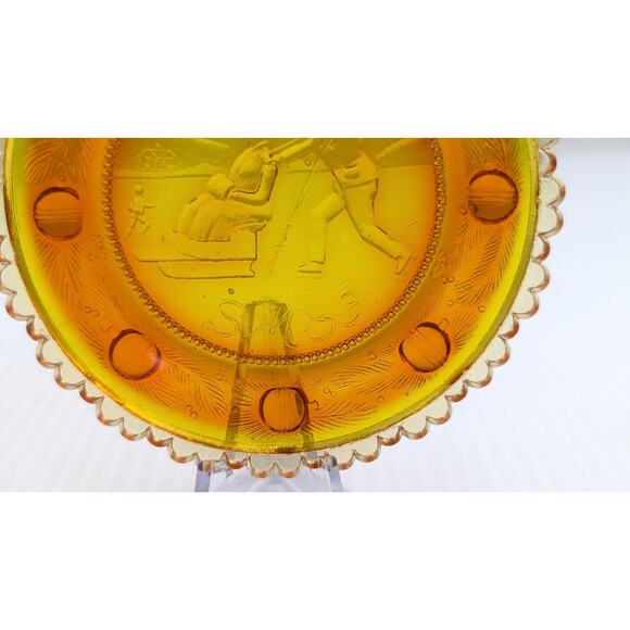 The Sandwich Skaters Glass Window Decor Pairpoint Cup Plate Marigold Amber VTG - Picture 4 of 9